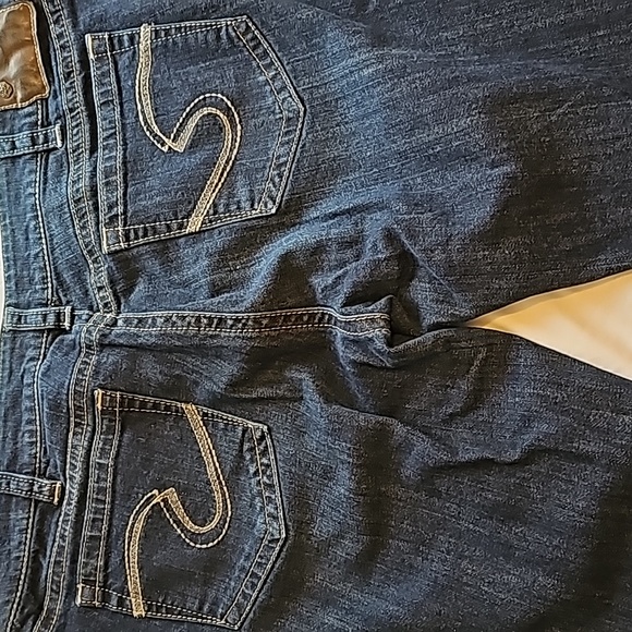 Silver jeans-suki style - Picture 4 of 4